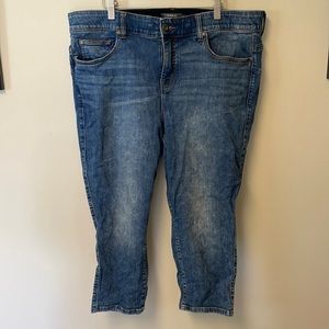 Torrid Bombshell Crop